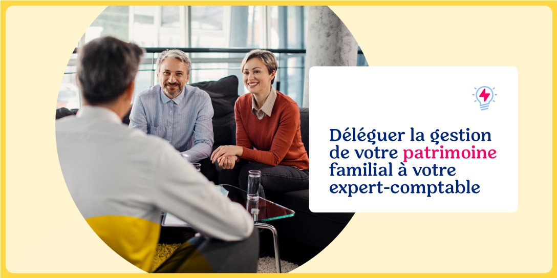 Un couple discutant avec un expert-comptable pour la gestion de leur patrimoine familial